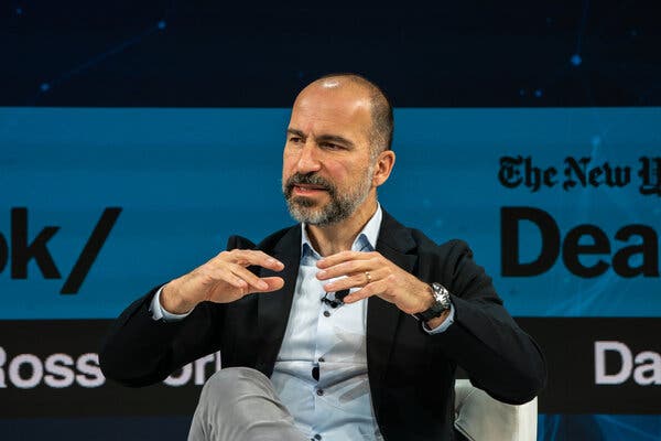 Dara Khosrowshahi, Uber’s chief executive, said that drivers had served as a “lifeline” during the pandemic by delivering food and transporting health care workers.