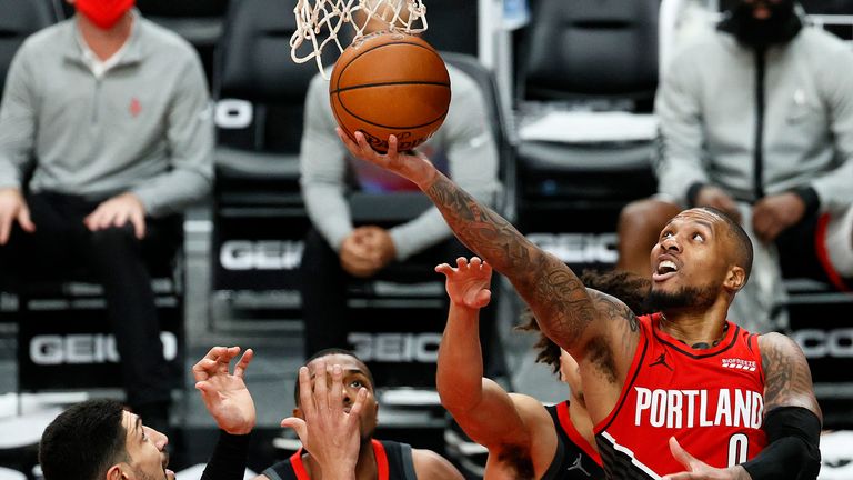 Damian Lillard scored 32 points for the Trail Blazers
