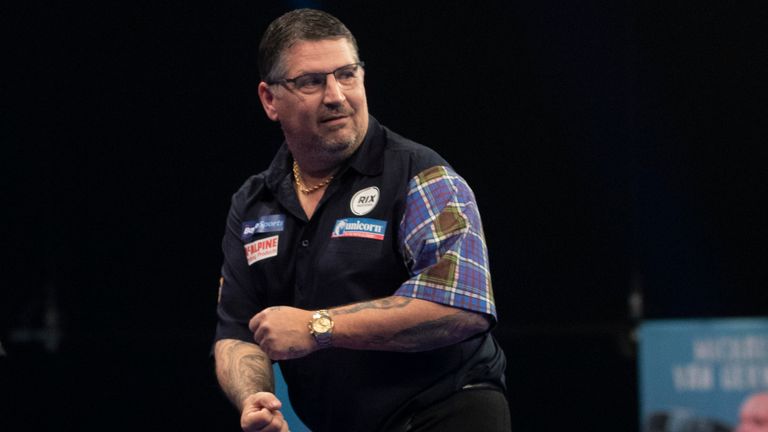 Gary Anderson's World Darts Ship second round match has been pushed back