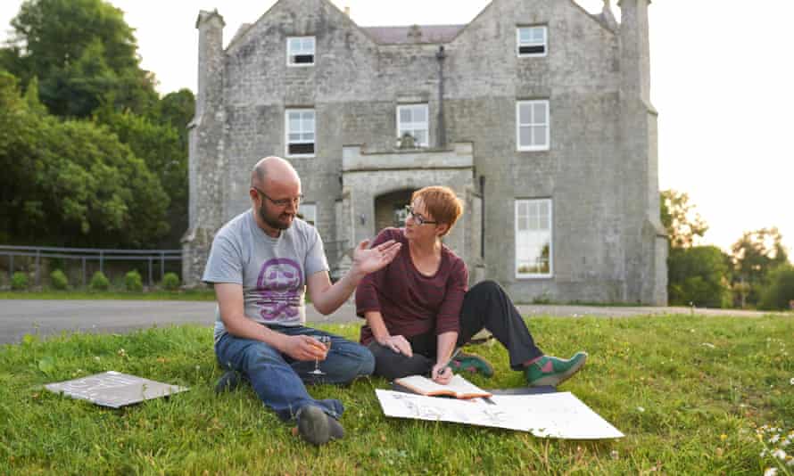A range of online courses are run by Arvon Writers’ Retreats