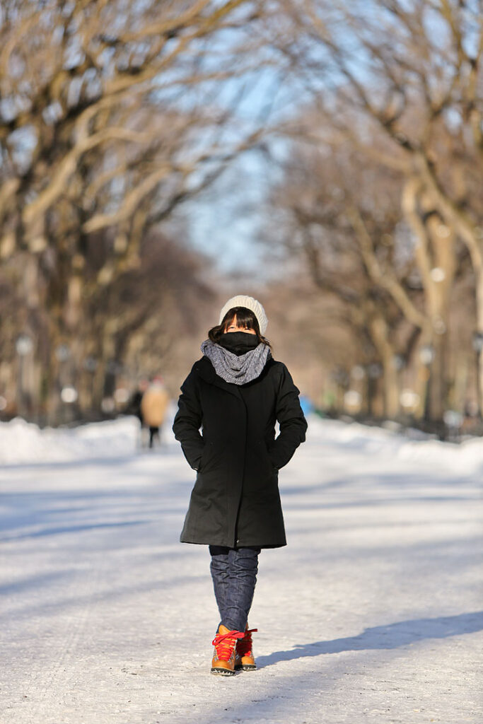 What to Wear in New York in January and February + Best Outerwear New York City ( Fleece Lined Leggings, North Face, Faux Fur ) / localadventurer.com