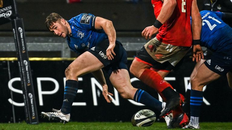 Jordan Larmour scored a crucial late try as Munster lost to Leinster despite dictating most of the contest 