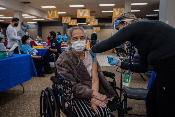 Rosario Sabio, 77, receiving a coronavirus vaccine in San Diego last month.