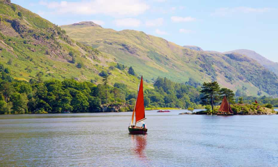 small sailing boat by Wall Holm island, Ullswater