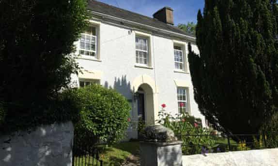 Brynsiloh Cottage, near Traeth Soden, Ceredigion