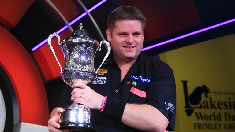 Mitchell defeated Martin Adams in the 2015 Lakeside final