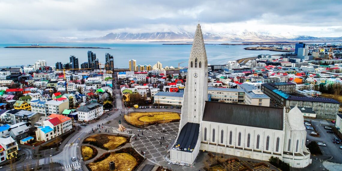 Iceland earthquake 5.6magnitude tremor strikes near Reykjavik