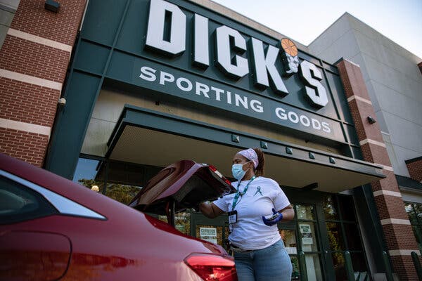 Curbside delivery at a Dick’s Sporting Goods store in Yonkers, N.Y. “The team spun up curbside pickup for the first time in two days,” said Lauren Hobart, the retailer’s chief executive.