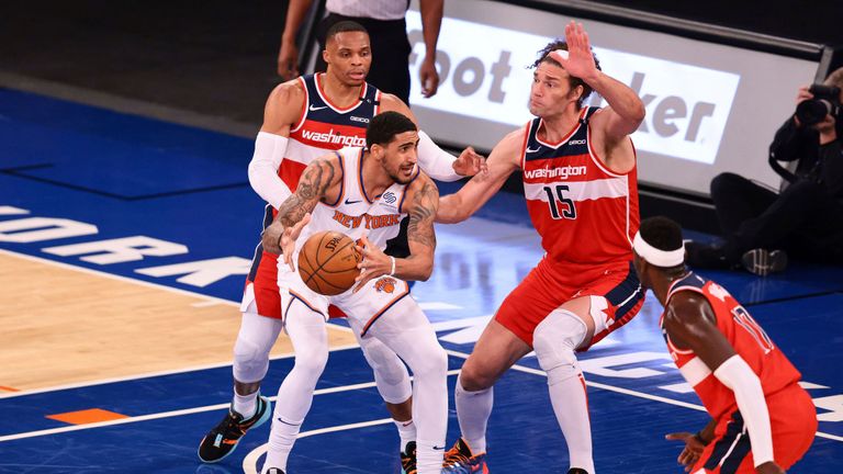 Highlights of the Washington Wizards against the New York Knicks in Week 14 of the NBA.