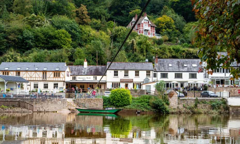 The hand-pull cable ferry across the River Wye run by the Saracen’s Head Inn at Symonds Yat.