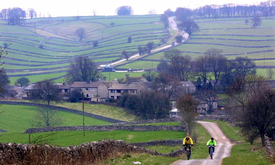 Cyclists in the Peak National Park near Monyash