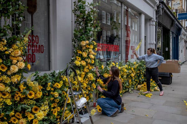 Decorating a restaurant before its reopening on April 12.