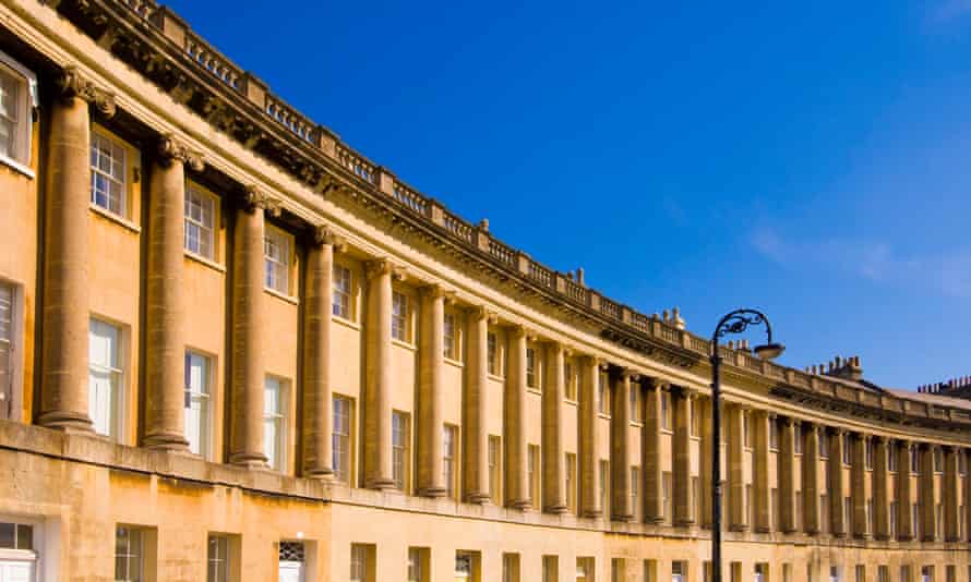 The Royal Crescent is one of the locations in Bath used to film Bridgerton.