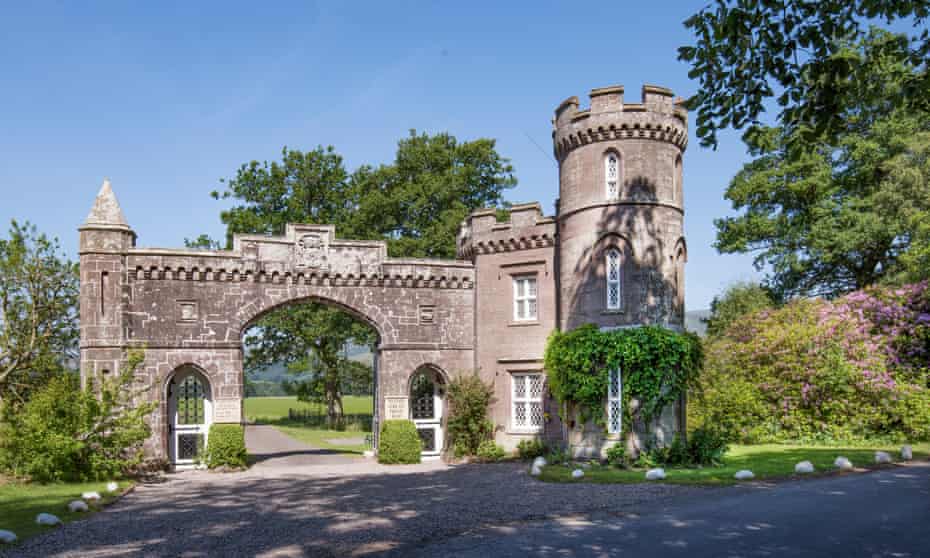 East Gatehouse Lodge exterior. East Gatehouse Lodge, Crieff, Perthshire