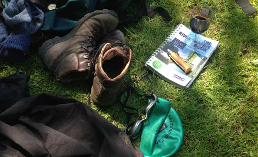 Boots off and a glass of red on the Thames Path.