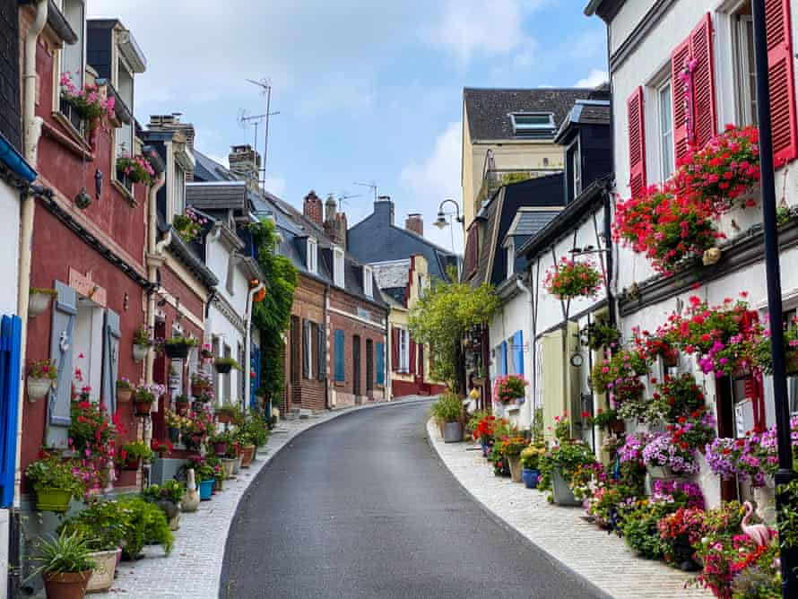 A narrow empty street in Saint-Valery-sur-Somme.