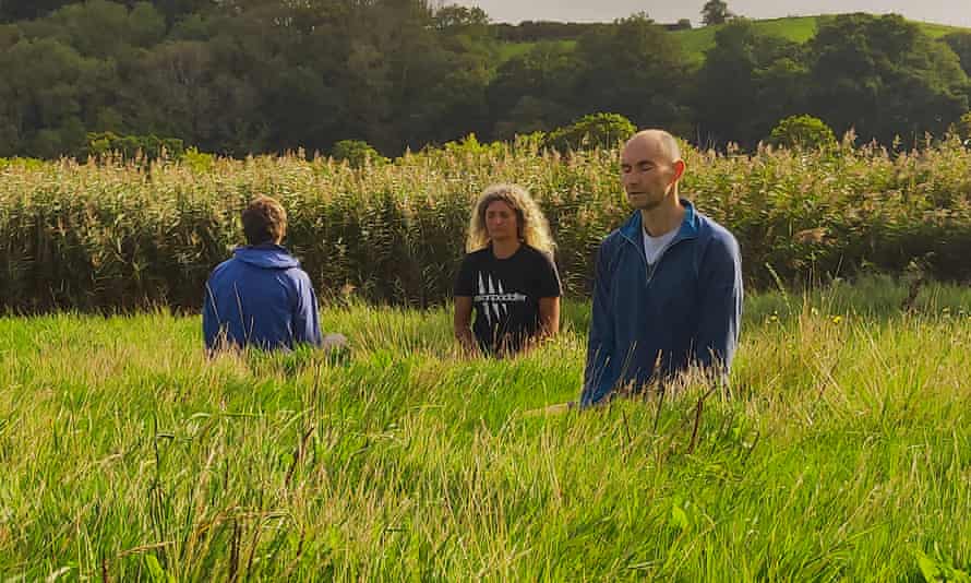 Rachel Dixon on a canoeing and mindfulness retreat run by the Sharpham Trust