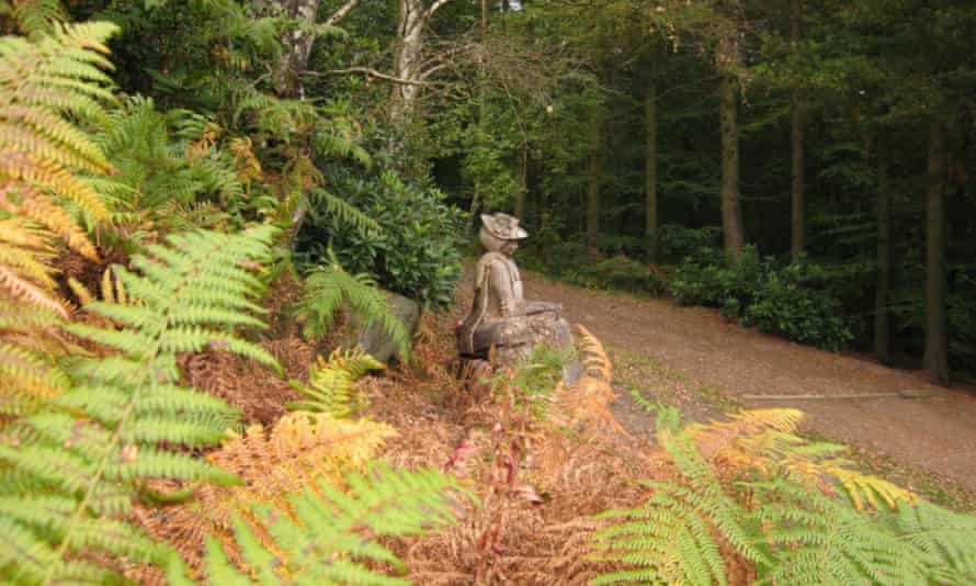 Lady Blantyre wood carving.