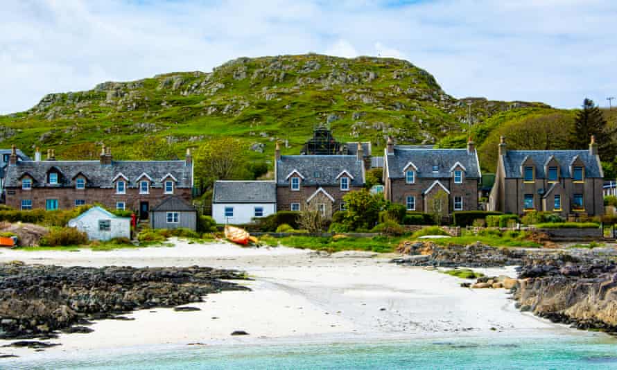 Houses by the beach, Iona.