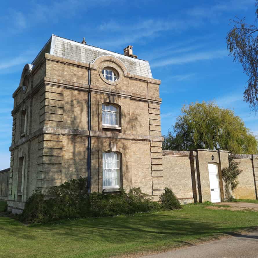 The Gardener’s Cottage holiday accommodation at Wrest Park, Bedfordshire, UK