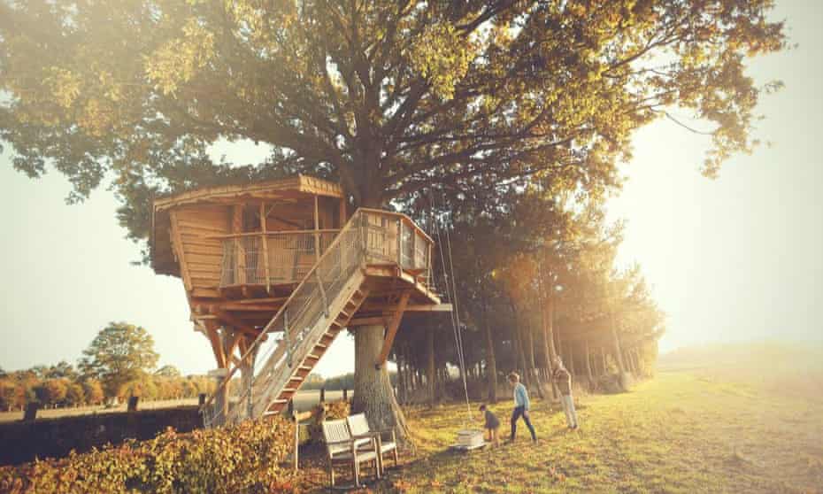 Chouette Cabane, near Laval, France