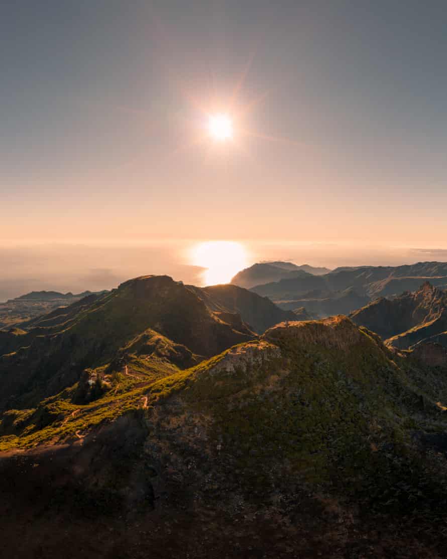 Pico Ruivo - LANDSCAPE (Madeira)©DigitalTravelCouple