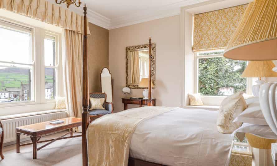 Elegance and comfort: the Burgoyne