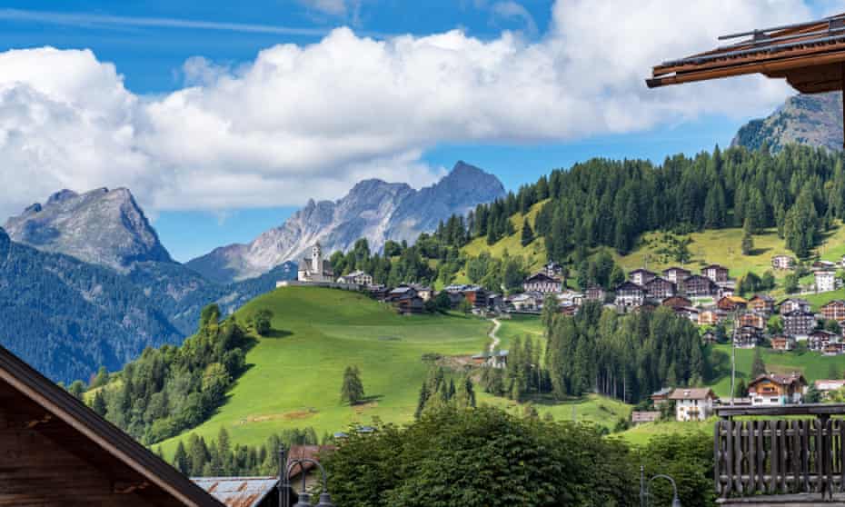 Dolomites, town of Selva di Cadore, Veneto, ItalyDolomites, mountain town of Selva di Cadore, Veneto, Italy