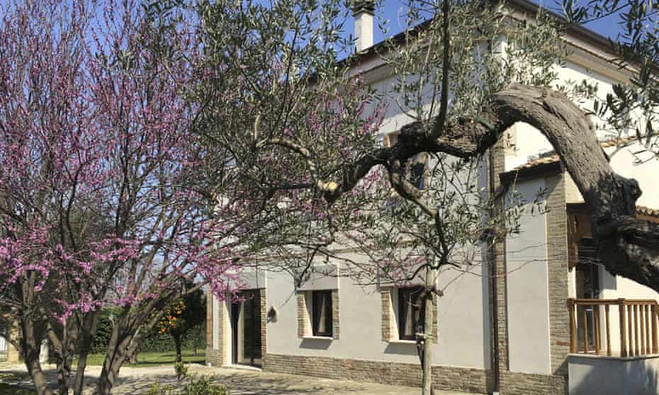 Parco dei Buoi is a peaceful organic farm with rooms