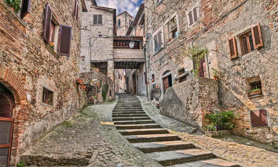 alley in the medieval village Anghiari, Arezzo, Tuscany