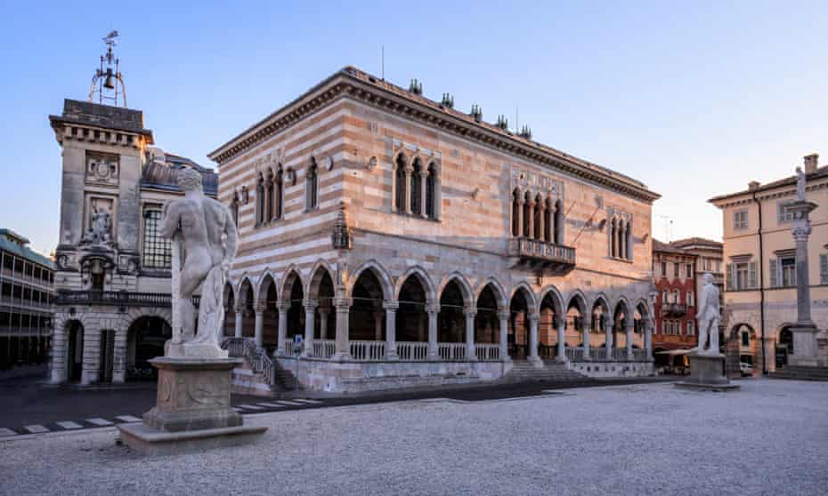 Piazza Libertà in Udine.