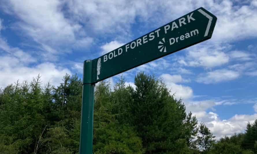 Signpost for Bold Forest Park and the Jaume Plensa statue, Merseyside, UK