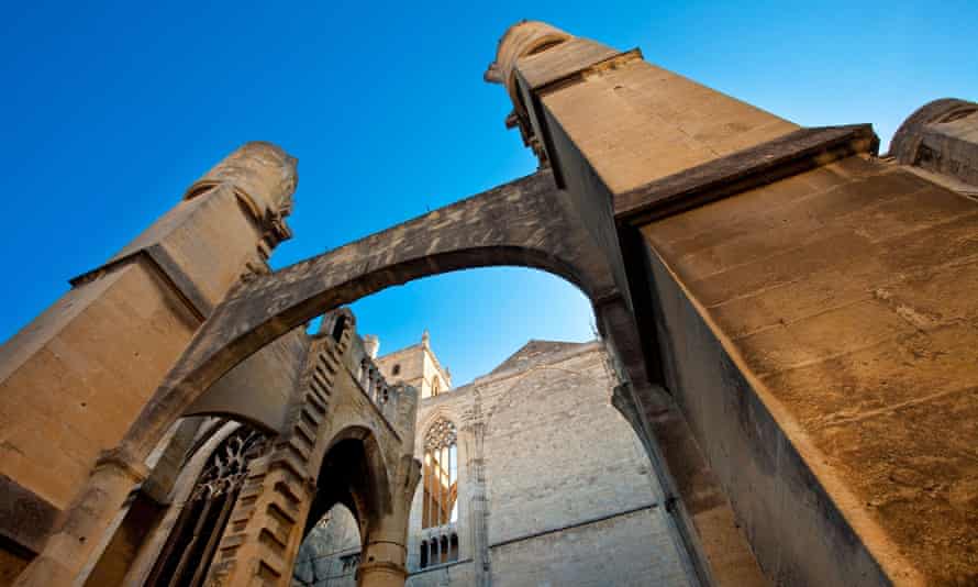 Saint-Just Cathedral, Narbonne.