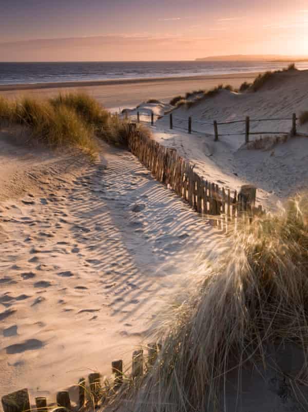 Camber Sands is blessed with some of the finest sandy beaches on the south coast