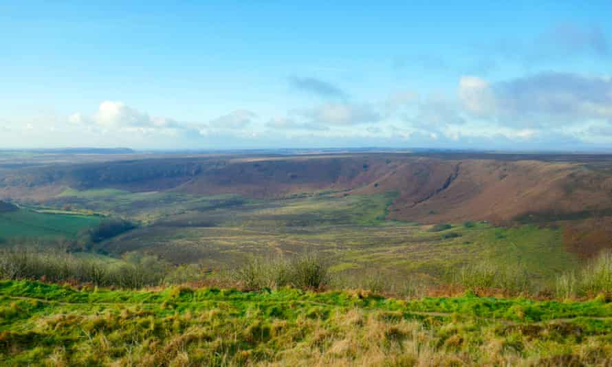 Hole of Horcum from the bus window.