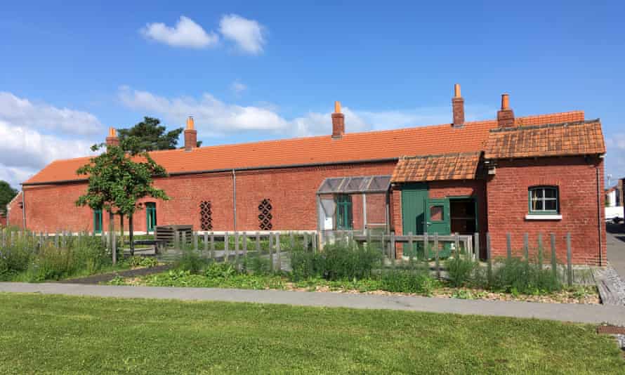 A renovated cottage at Cité des Électriciens.