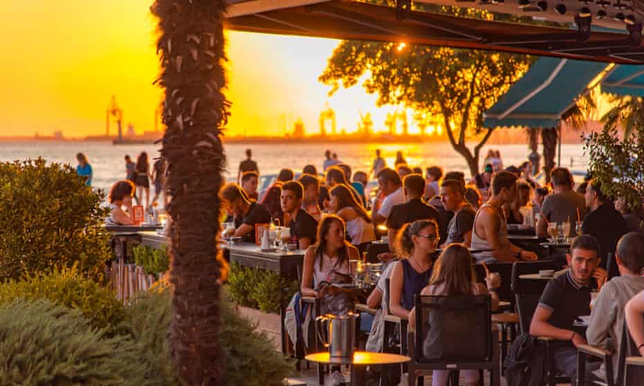 Thessaloniki cafe at sunset